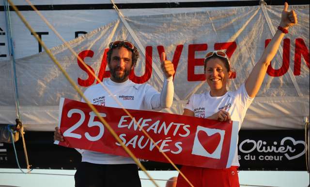 6th place in Imoca category for Initiatives-Cœur, skippers Tanguy de Lamotte and Samantha Davies, during arrivals of the duo sailing race Transat Jacques Vabre 2017 from Le Havre (FRA) to Salvador de Bahia (BRA), on November 20th, 2017 - Photo Jean-Marie Liot / ALeA / TJV2017