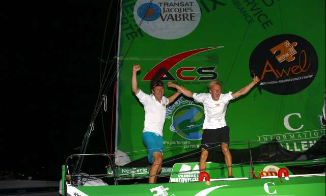 Winner Class 40 category in 17d 10h 44mn 15s  - VandB, skippers Maxime Sorel and Antoine Carpentier, during arrivals of the duo sailing race Transat Jacques Vabre 2017 from Le Havre (FRA) to Salvador de Bahia (BRA), on November 22nd, 2017 - Photo Jean-Marie Liot / ALeA / TJV2017