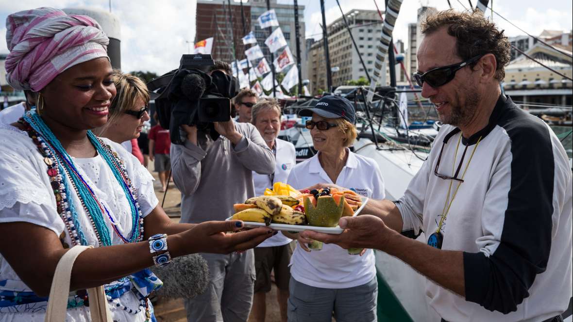 Comissão organizadora da Transat Jacques Vabre faz visita técnica a Salvador (BA)