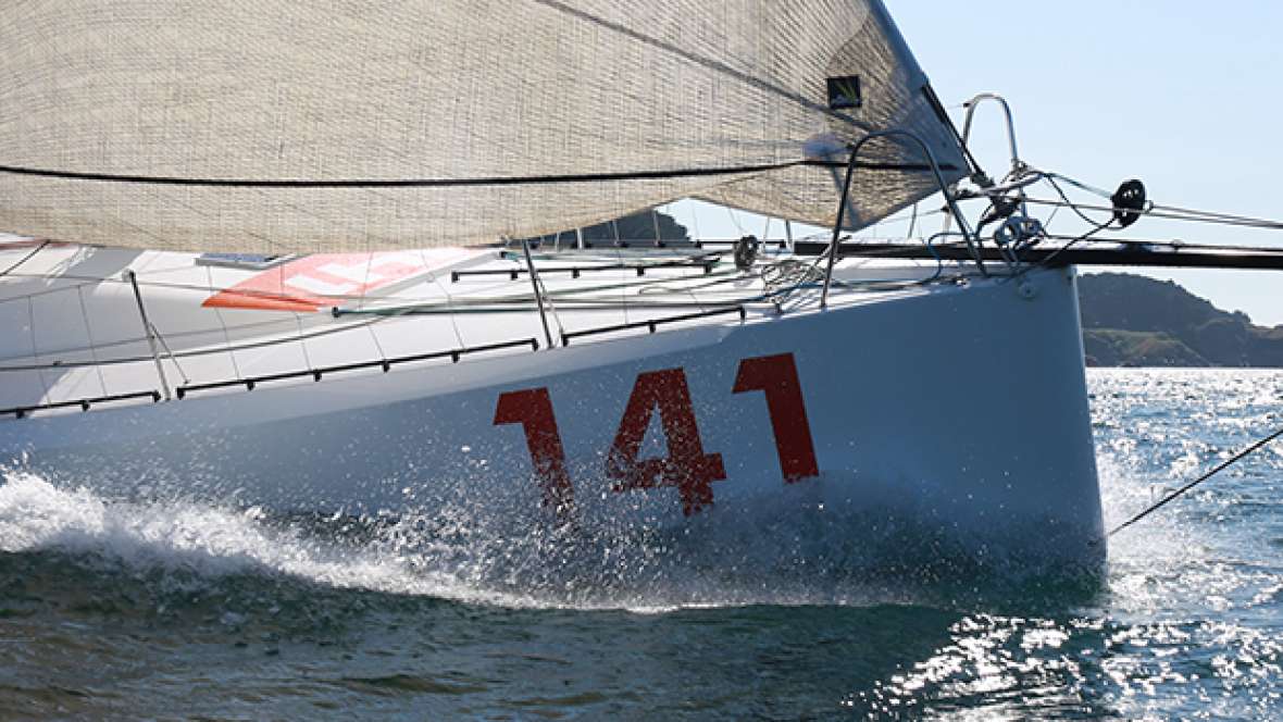 CLASS40 SOS MÉDITERRANÉE ABANDONA REGATA 