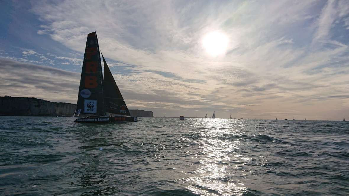 IMOCA : Pointage à la bouée Région Normandie - Etretat