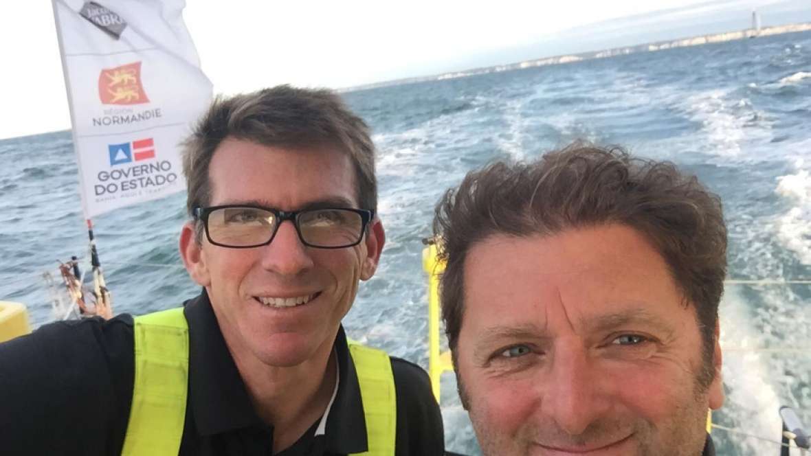 Message de la mer : Arnaud Boissières et Xavier Macaire, La Mie Câline - Artipôle (Imoca)