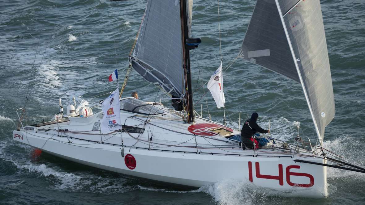 Le Class40 japonais Kiho fait escale à Lorient