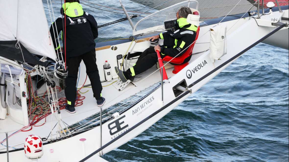 Líder da Transat Jacques Vabre abre vantagem e desafia agora os 'Doldrums' 